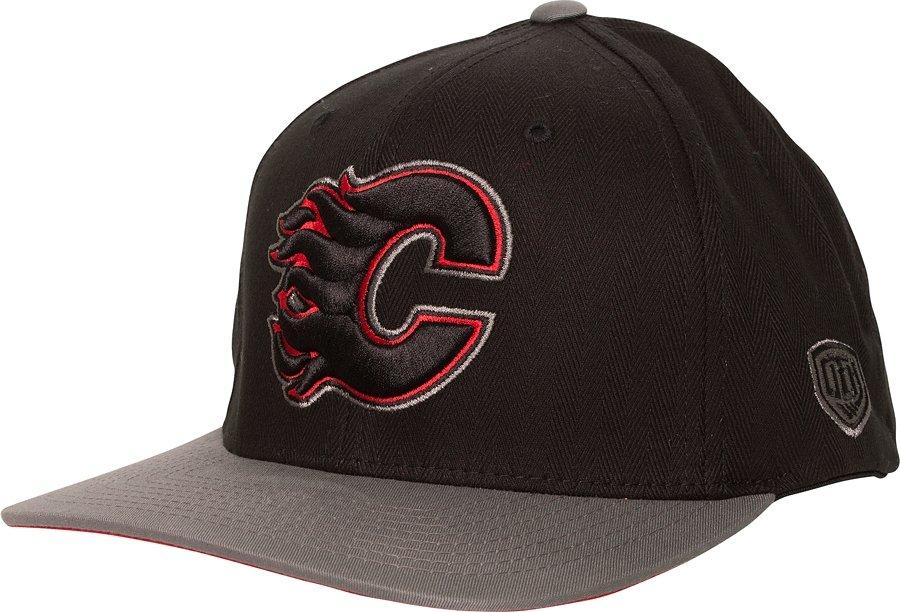 Men s Pitch Calgary Flames Cap OLD TIME HOCKEY Hats Men s Golf Town Limited